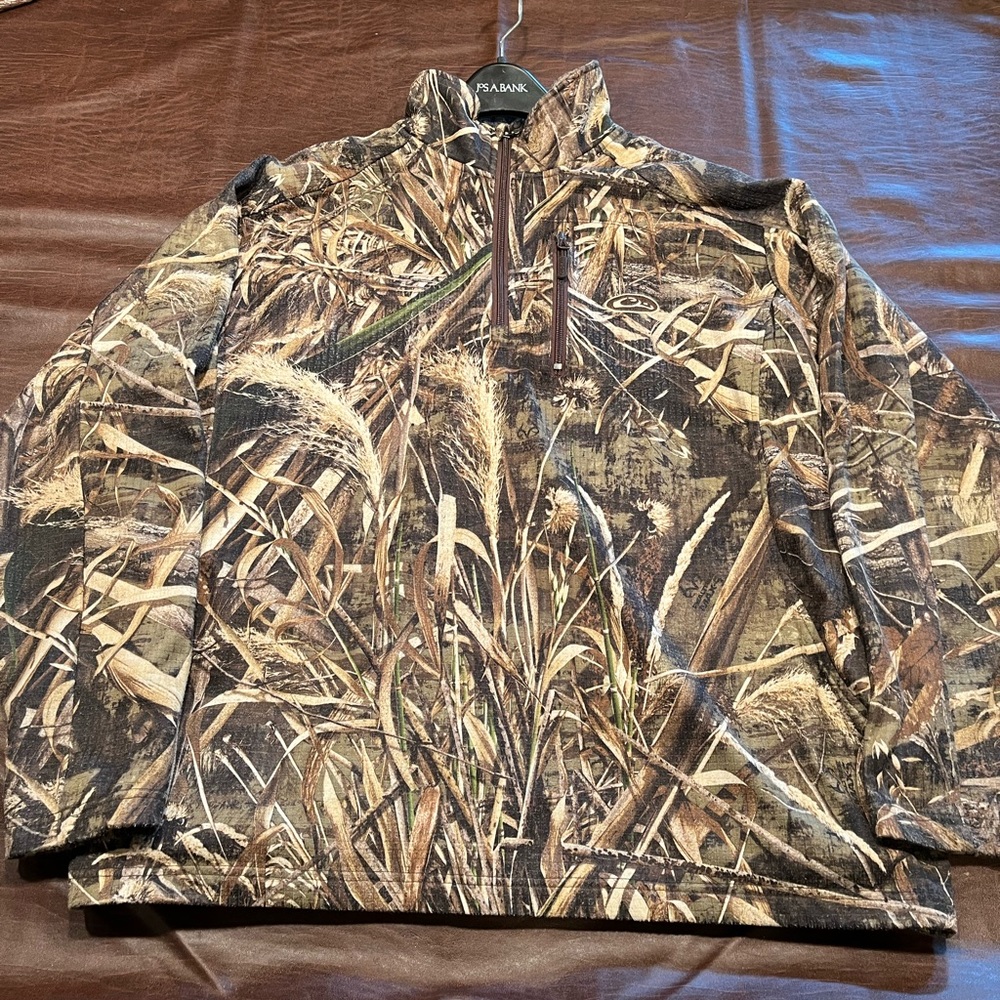 Drake Pull Over - Max 5 camo and in great shape